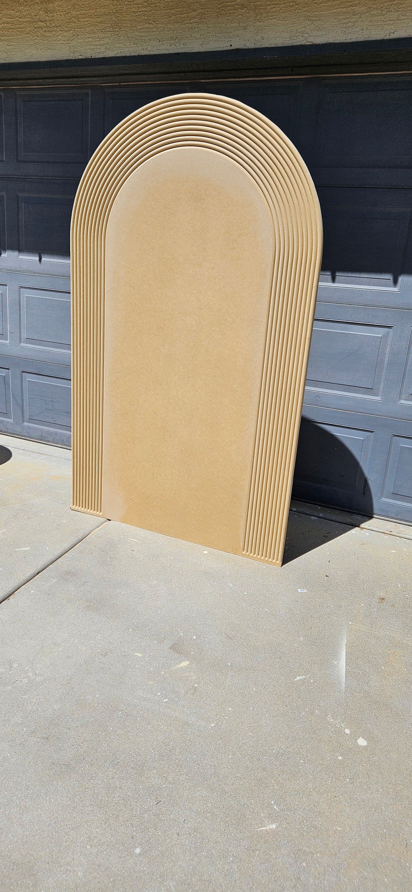 Backdrop - 3D ripple panel MDF border