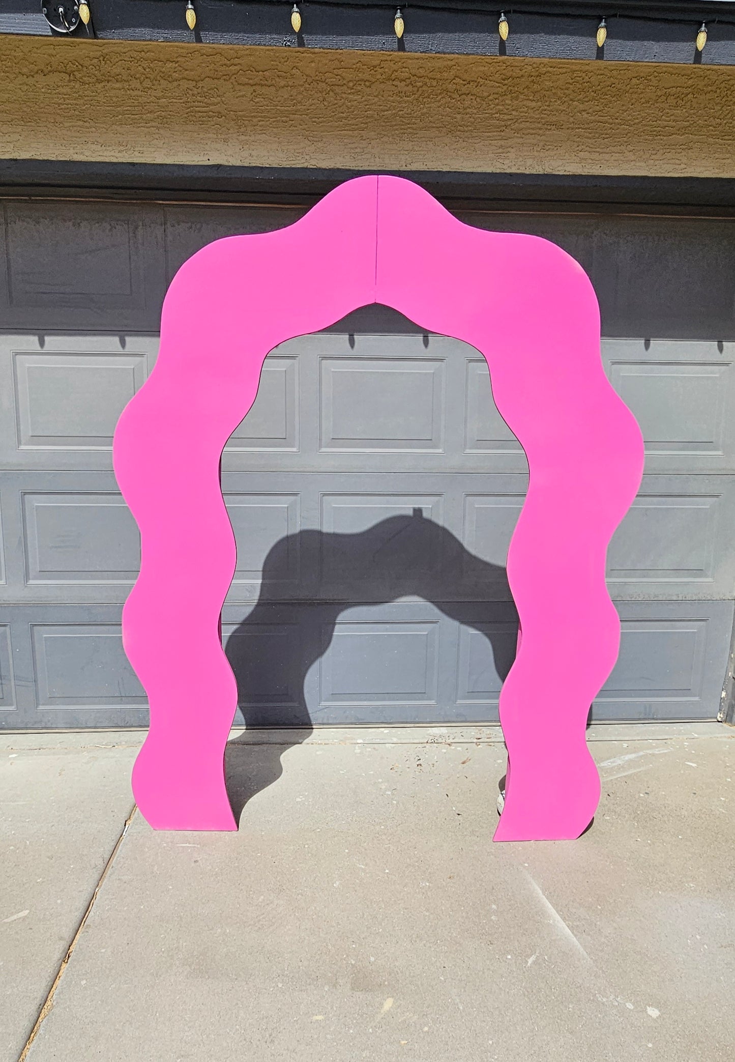 Backdrop - Foldable wavy arch