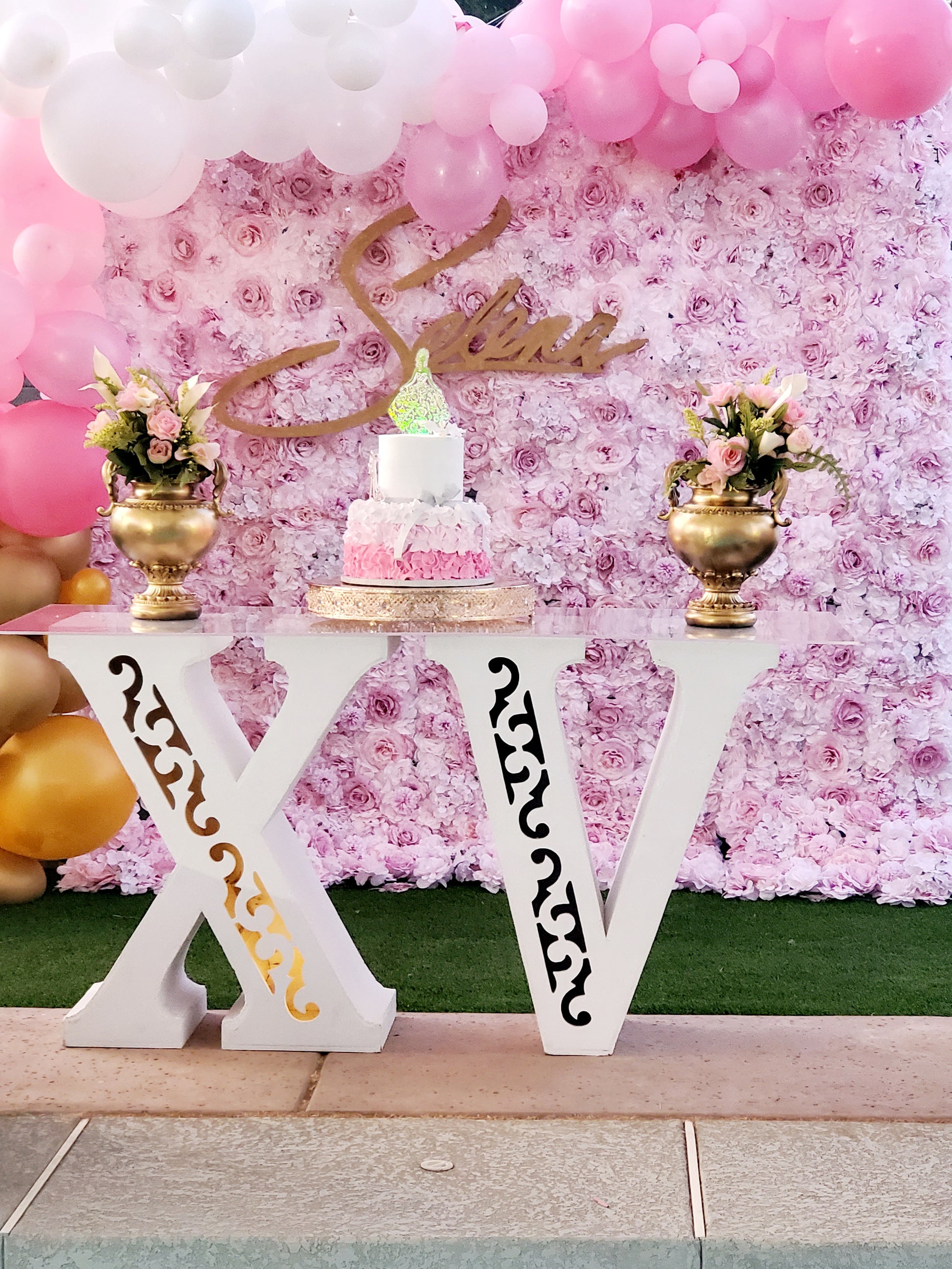 Table - letters with design – CC_eventpropdesign